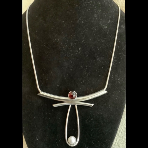 Lonna Keller freshwater Pearl & garnet necklace - Picture 4 of 11